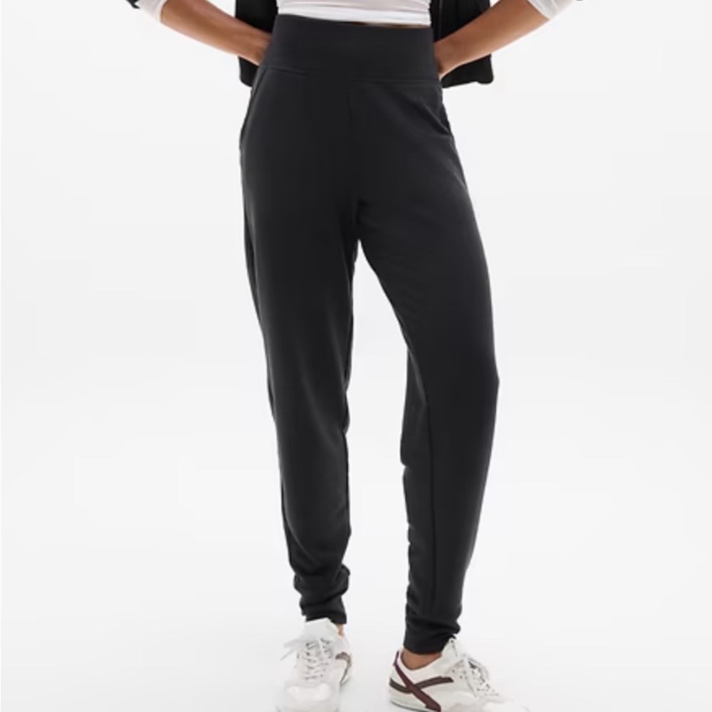 Athleta Coaster Luxe High Rise Jogger